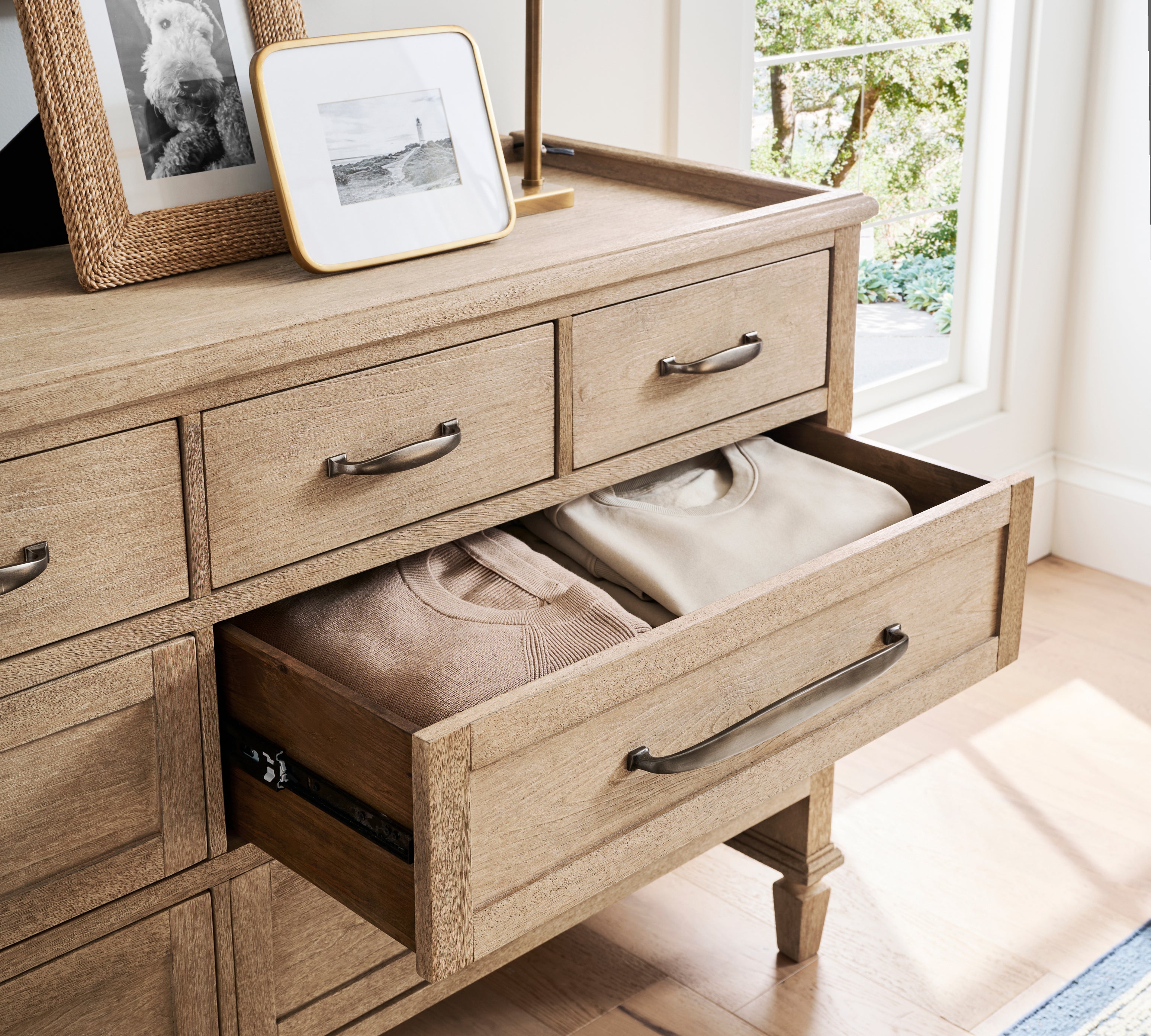 Sausalito 8-Drawer Dresser