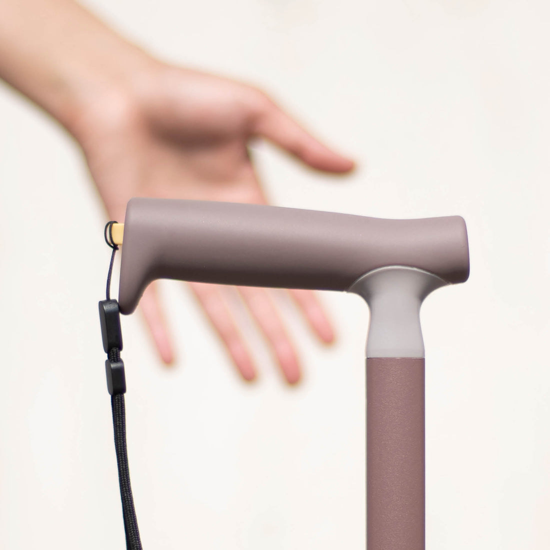 Ergonomic Derby Handle